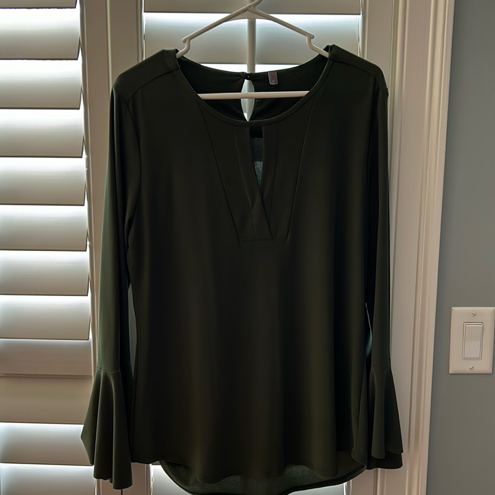 Flowy long blouse